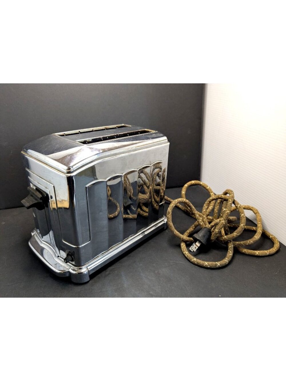Vtg. Toastmaster Model 1A4 Chrome Art Deco Toaster Waterfall Design 1930s Works